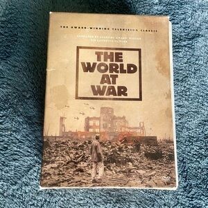 Bundle oof 11 dvds documentary “the world at war”